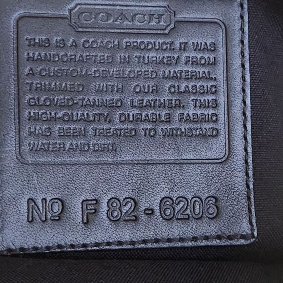 Coach new york y2k med/large neoprene leather trim shoulder bag 12 in - Picture 6 of 12